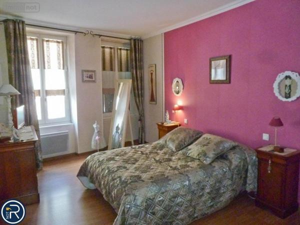 Maison à vendre à Montsûrs en Mayenne (53150), ref : 53004-1114