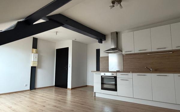 Appartement à louer    2 pièces • 40 m2 Trith-Saint-Léger