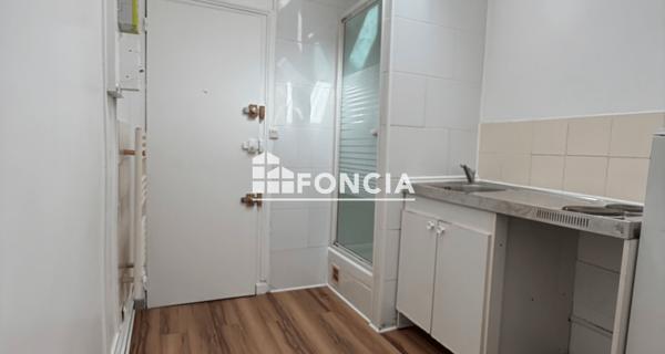 À vendre Studio 5.31 m² - Paris 75009