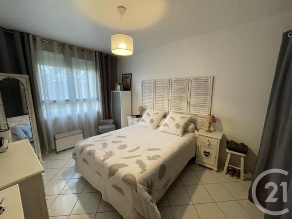 Appartement F3 à vendre  3 pièces - 50 m2 MERIGNAC - 33