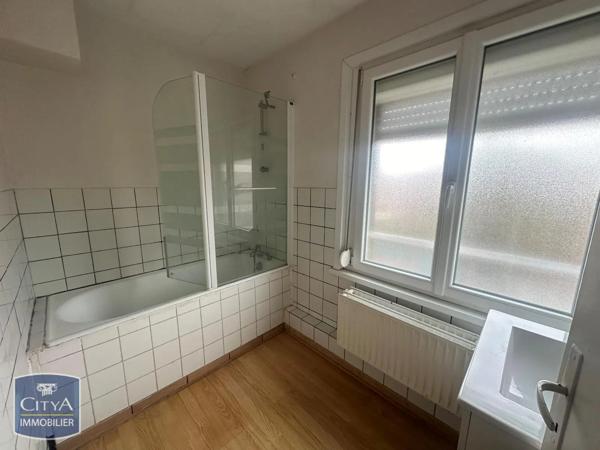 Maison à louer 4 pièces 78.98m² Cambrai (59400)