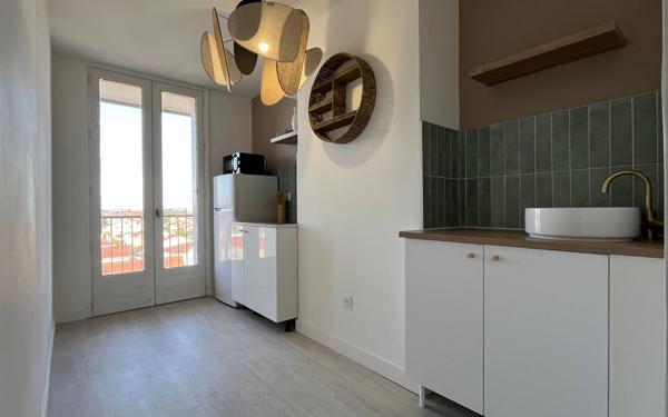 Appartement à louer    1 pièce •  Labège