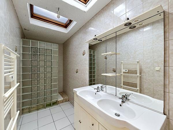 Appartement Cholet 5 pièce(s) 98.29m2