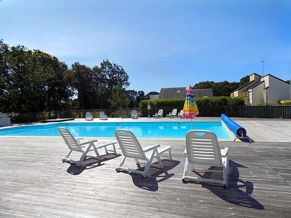 Appartement à vendre 3 pièces COMBRIT (29) La plage à pied. balcon. Piscine. tennis
