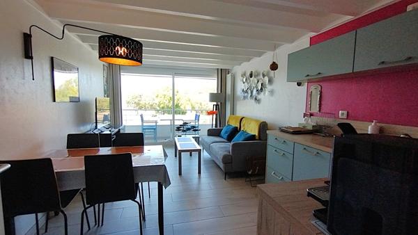Appartement à vendre 3 pièces COMBRIT (29) La plage à pied. balcon. Piscine. tennis