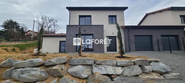 Location maison Saint-Appolinaire - 5 pièce(s) - 137 m² - 1 450 €/mois