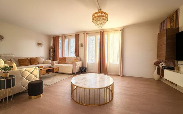 Appartement à vendre    4 pièces •  Saint-Quentin