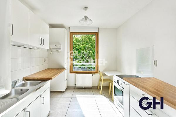 Caluire centre T3 68 m2 loggia et garage