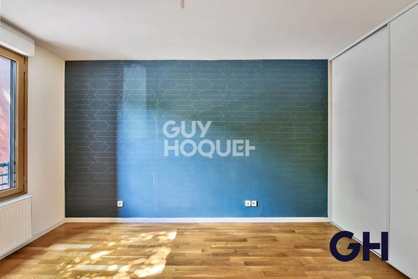 Caluire centre T3 68 m2 loggia et garage