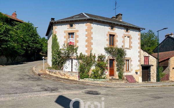 Maison à vendre    6 pièces • 155 m2 Bersac-sur-Rivalier