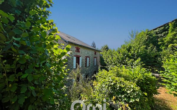 Maison à vendre    6 pièces • 155 m2 Bersac-sur-Rivalier