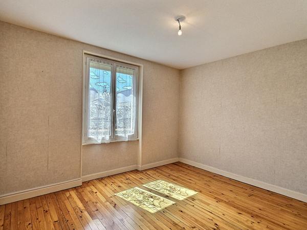 Maison 4 pièces avec jardin et garage à 5 min du tram - CLERMONT-FERRAND