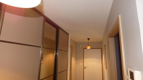 LOUE TRES BEAU MEUBLE 4 PIECES PONTARLIER CENTRE AVEC BALCON SUD,