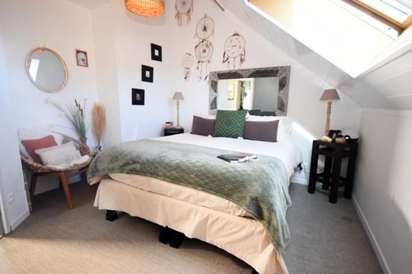 Maison Ville La Grand 7 pièce(s) 160 m2 - Emplacement n°1