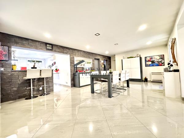 Sevran (93270) Maison familiale Proche AULNAY / Aux beaux volumes avec prestations de qualité