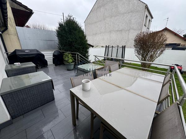 Sevran (93270) Maison familiale Proche AULNAY / Aux beaux volumes avec prestations de qualité