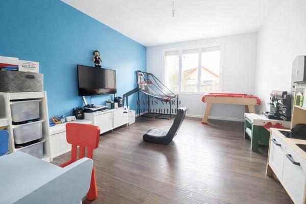 Sevran (93270) Maison familiale Proche AULNAY / Aux beaux volumes avec prestations de qualité