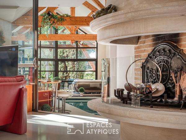Maison d’architecte avec une piscine intérieure au centre de Verrières le buisson