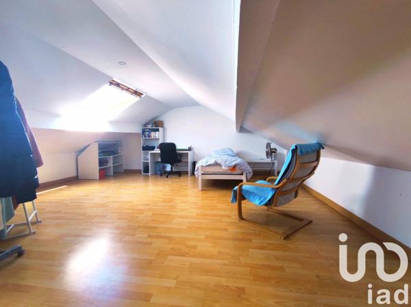 Maison traditionnelle 6 pièces de 150 m² à Drancy (93700)