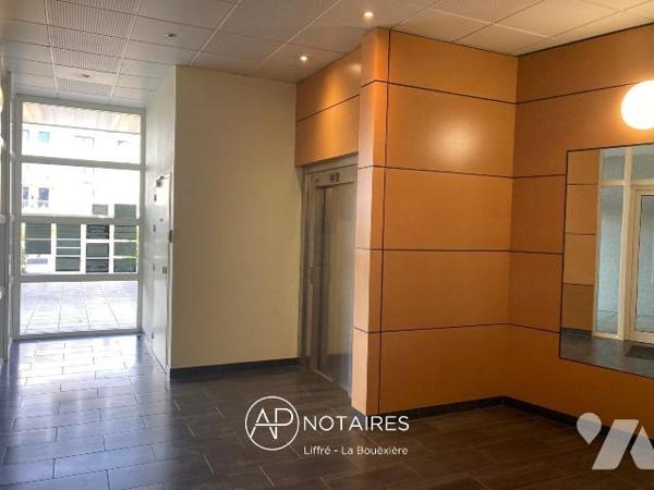 BUREAU 48 m² CESSON-SÉVIGNÉ  ESPACE MONNIAIS  PARKING
À vendre, au sein de l?Espace Monniais à ...