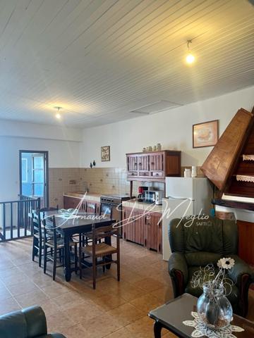 Duplex T4 en haute ville de Bonifacio avec vue mer