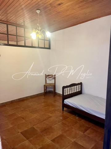 Duplex T4 en haute ville de Bonifacio avec vue mer