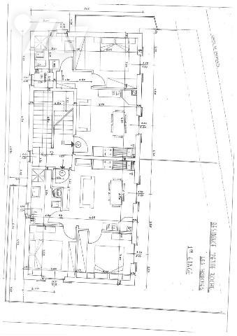 IMMEUBLE DE RAPPORT COMPRENANT CINQ (5) LOGEMENTS