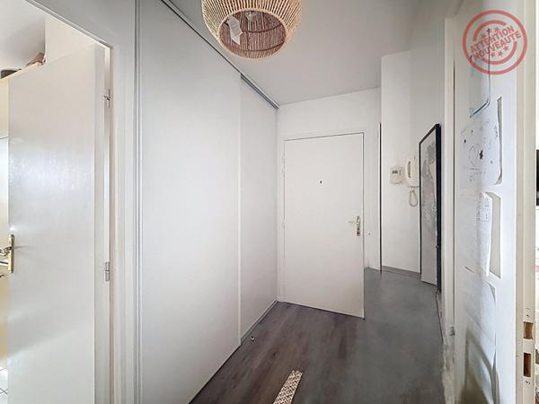 Saint Ouen Sur Seine Quartier Victor Hugo/limite Clichy:5 pièces 91 m2 avec terrasse de 68m² cave et parking !!Au pied du RER C et de la ligne 14