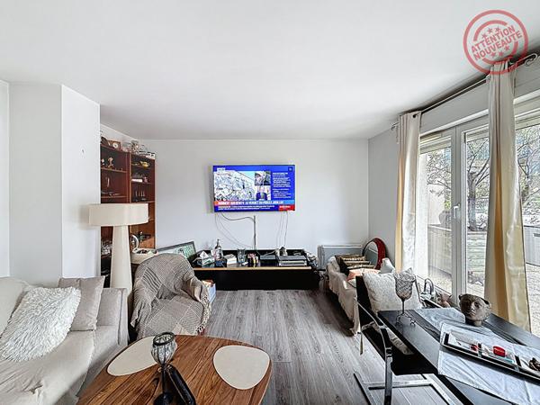 Saint Ouen Sur Seine Quartier Victor Hugo/limite Clichy:5 pièces 91 m2 avec terrasse de 68m² cave et parking !!Au pied du RER C et de la ligne 14