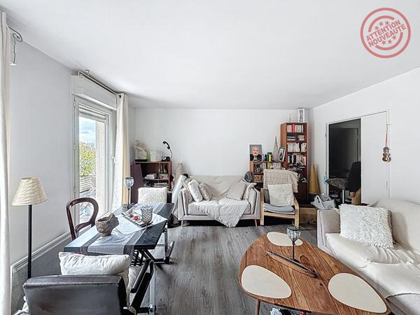 Saint Ouen Sur Seine Quartier Victor Hugo/limite Clichy:5 pièces 91 m2 avec terrasse de 68m² cave et parking !!Au pied du RER C et de la ligne 14