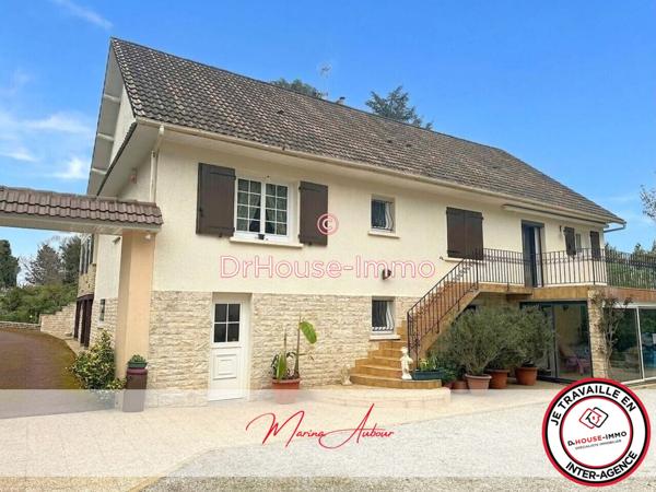 Maison à vendre 9 pièces de 214 m²