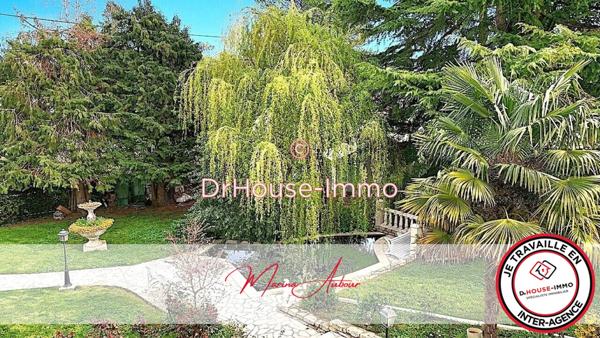 Maison à vendre 9 pièces de 214 m²