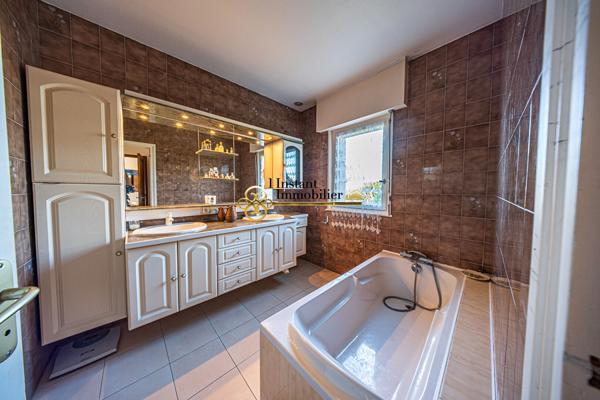 Maison Garlan 5 pièce(s) 130 m2