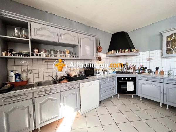 Vente Maison 6 pièces 165 m2 à Edern
