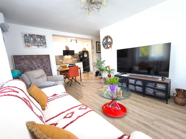 Appartement rénové avec cave