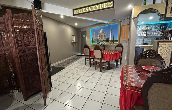 Idéal investisseur, immeuble à usage d'habitation et commercial loué