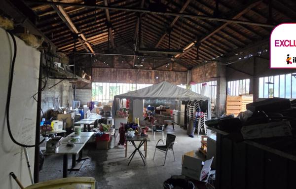 Idéal investisseur, immeuble à usage d'habitation et commercial loué