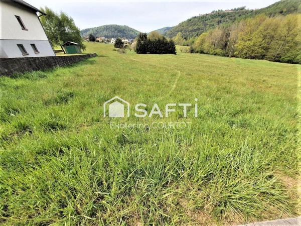 Terrain constructible de 1820 m²