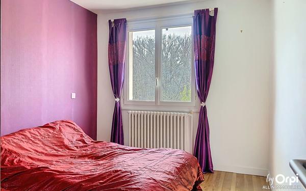 Maison à vendre    5 pièces • 65,85 m2 Commentry