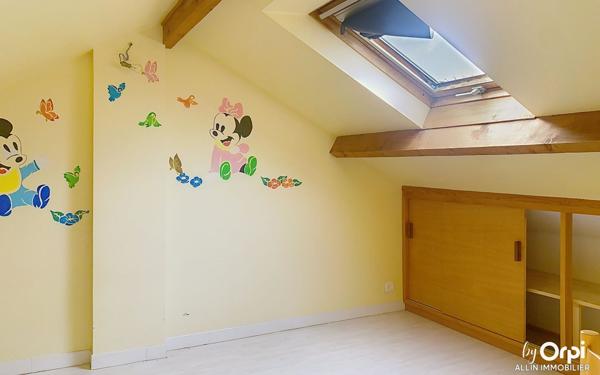 Maison à vendre    5 pièces • 65,85 m2 Commentry