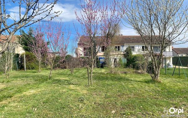 Maison à vendre    5 pièces • 65,85 m2 Commentry