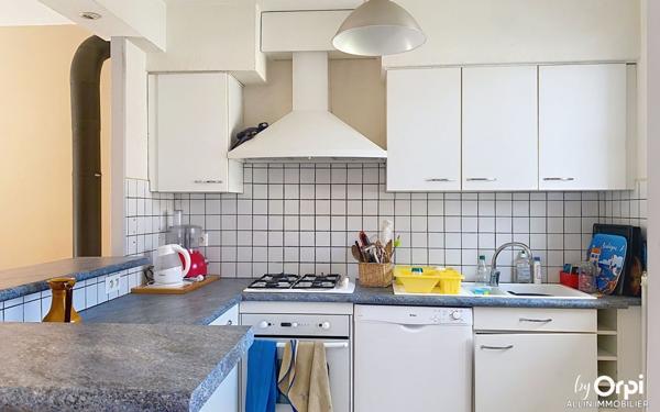 Maison à vendre    5 pièces • 65,85 m2 Commentry