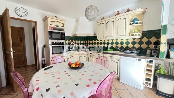 Nîmes (30000) Maison T 6 avec piscine