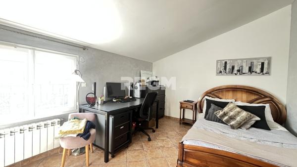 Nîmes (30000) Maison T 6 avec piscine