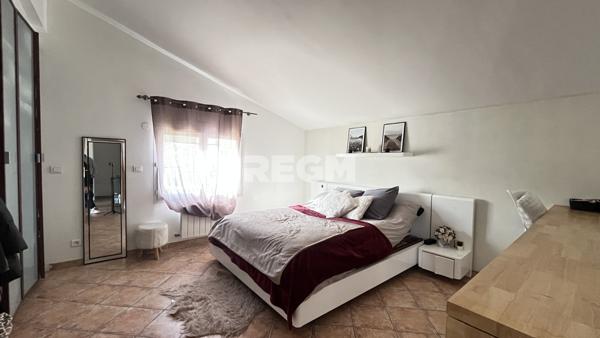 Nîmes (30000) Maison T 6 avec piscine