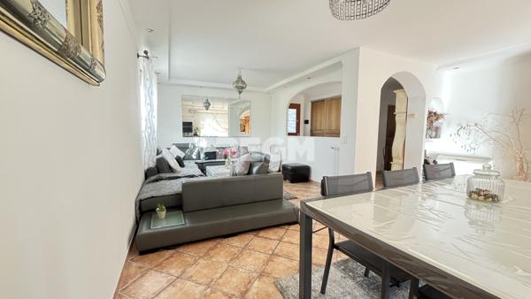 Nîmes (30000) Maison T 6 avec piscine