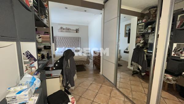 Nîmes (30000) Maison T 6 avec piscine