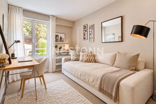 Comme une maison : Duplex avec terrasse de 18 m2 - 4 pièces 84.24 m² - Ville D Avray