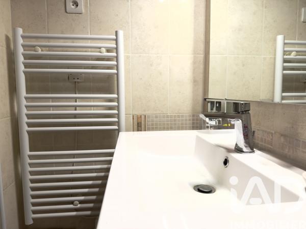 Maison à vendre 6 pièces 144 m² Saint-Étienne-Cantalès