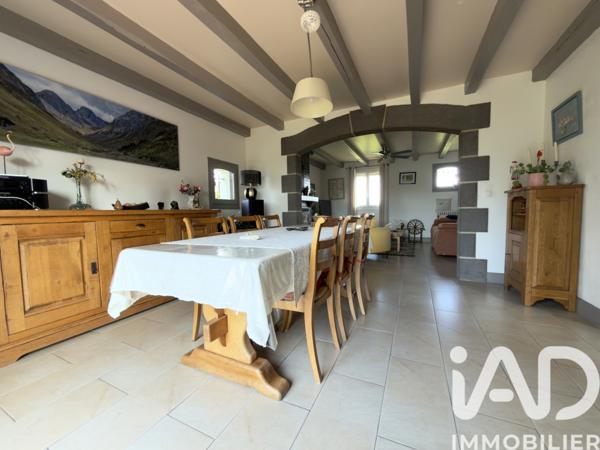 Maison à vendre 6 pièces 144 m² Saint-Étienne-Cantalès